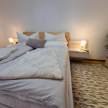 Neuwirthof - Rustikaler Charme דירה